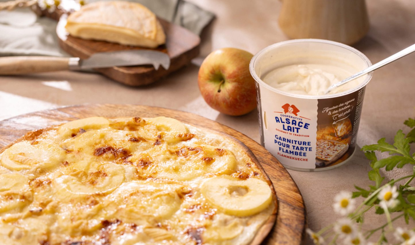 La tarte flambée se réinvente en version sucrée-salée
